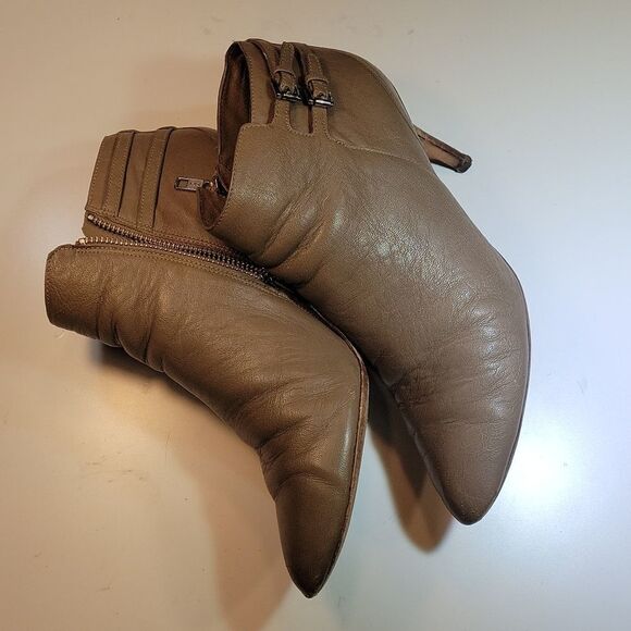 COACH DAPHNEY LEATHER ANKLE WOMEN"S BOOTS - Picture 13 of 14